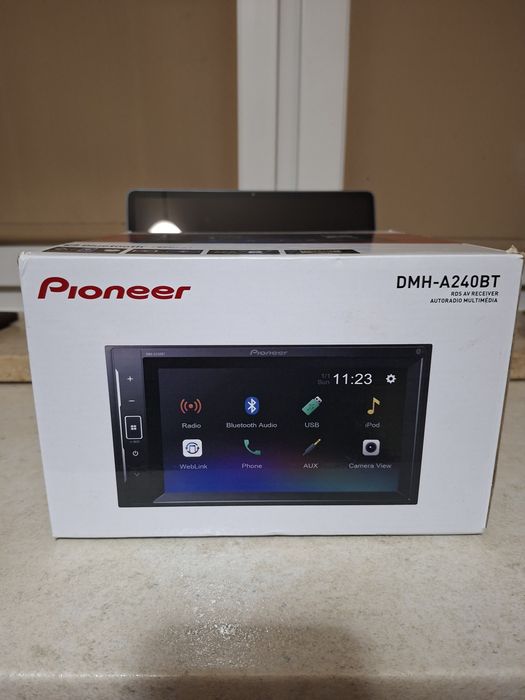 Radio samochodowe PIONEER DMH-A240BT
