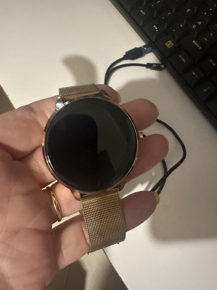 Smartwatch One dourado rosa