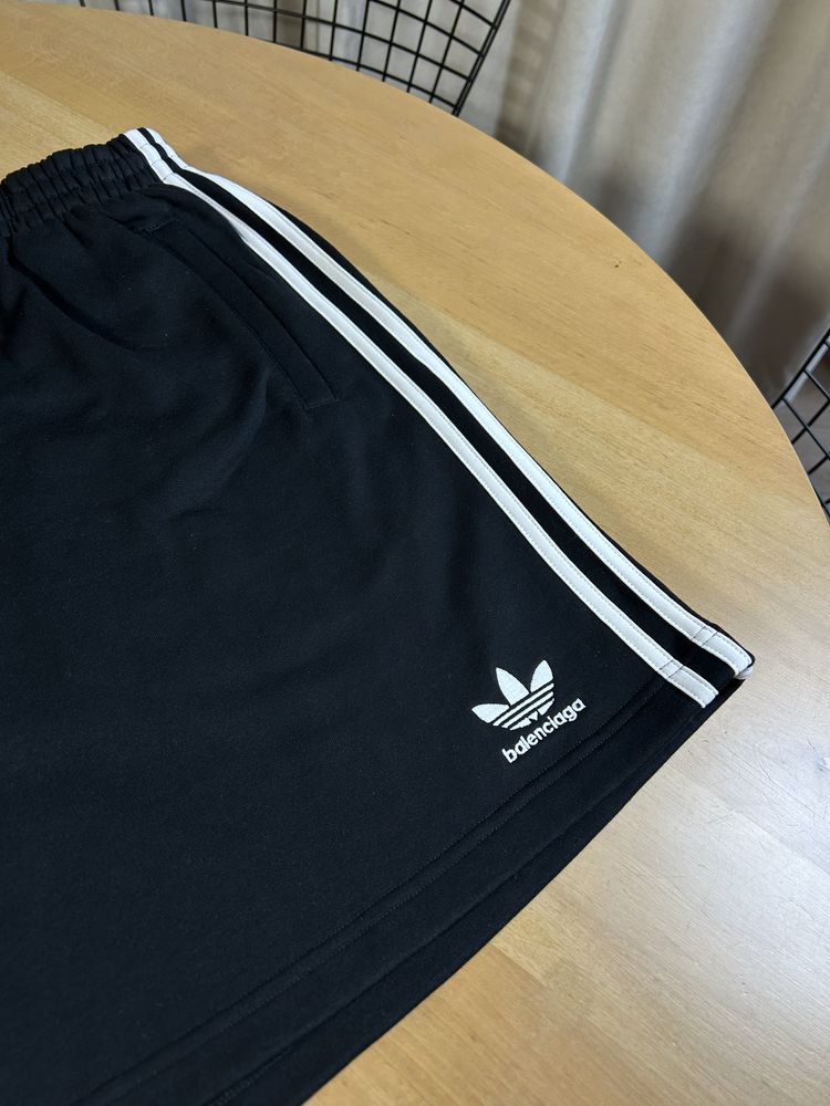 Balenciaga x Adidas Black Shorts оригинал шорты баленсиага