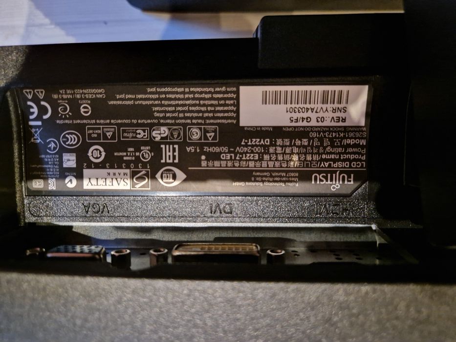 Monitor Led 22 całe Fujitsu E22T-7