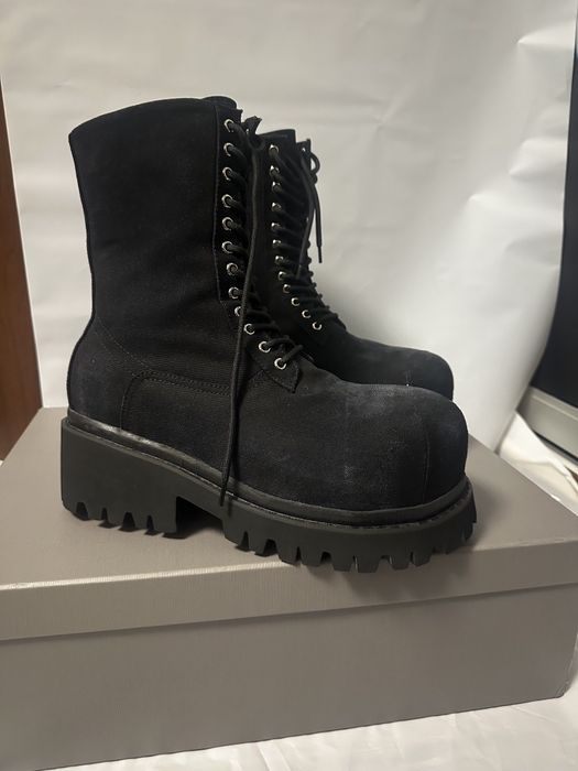 Balenciaga boots stomper