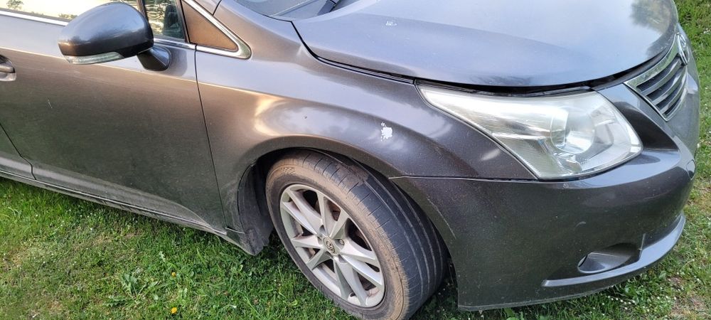 Drzwi avensis t27 1g3 sedan prawe lewe przód tył