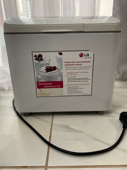 Продам хлібопічку LG