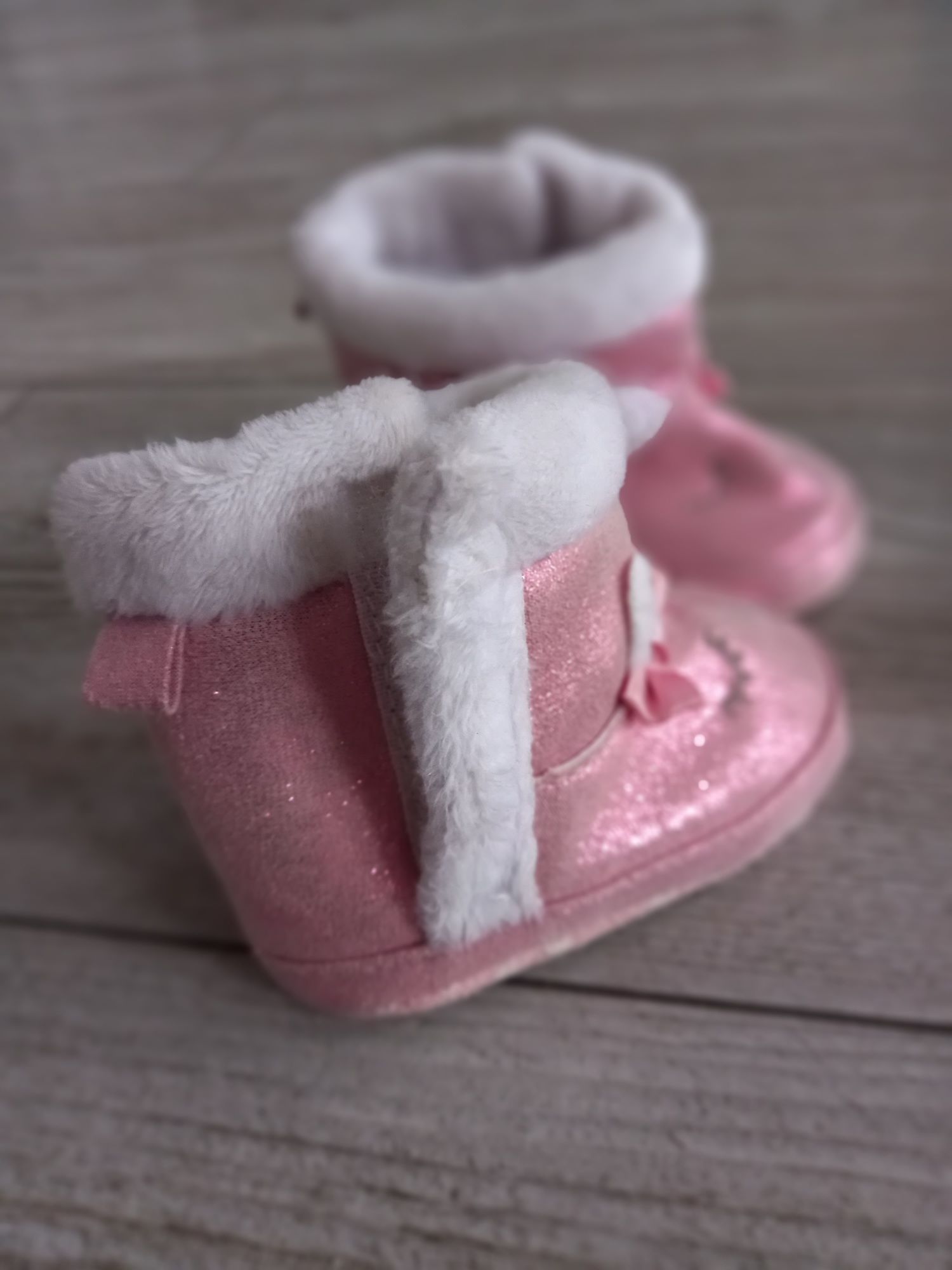 Zimowe butki niechodki dla niemowlaka