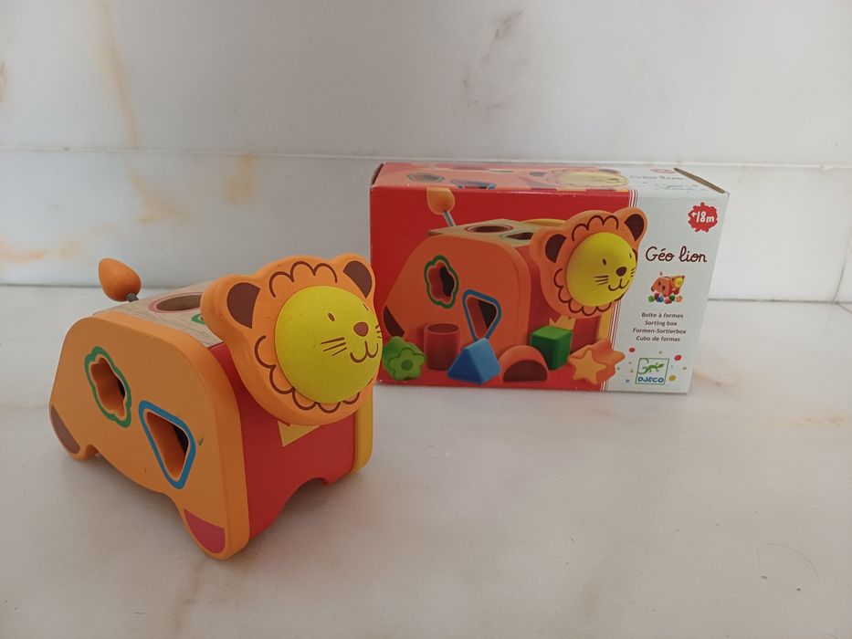 Brinquedo de madeira - Geo Lion da Djeco