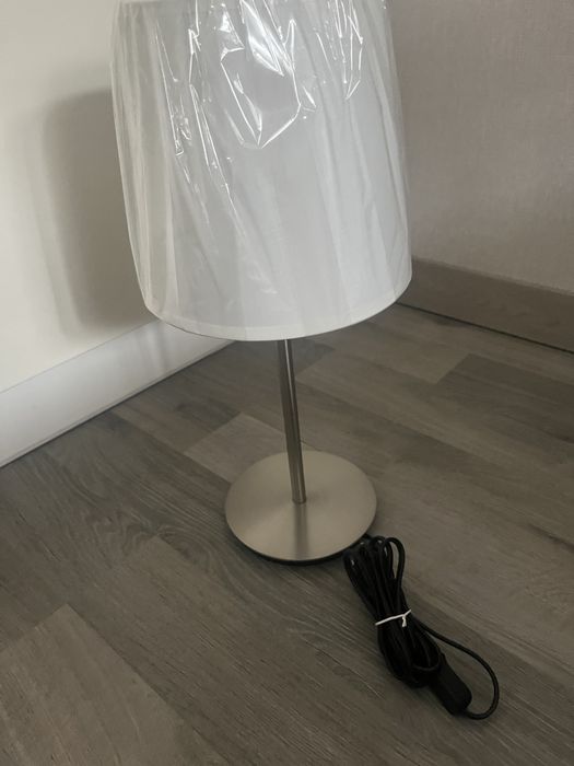 Lampa stołowa nocna