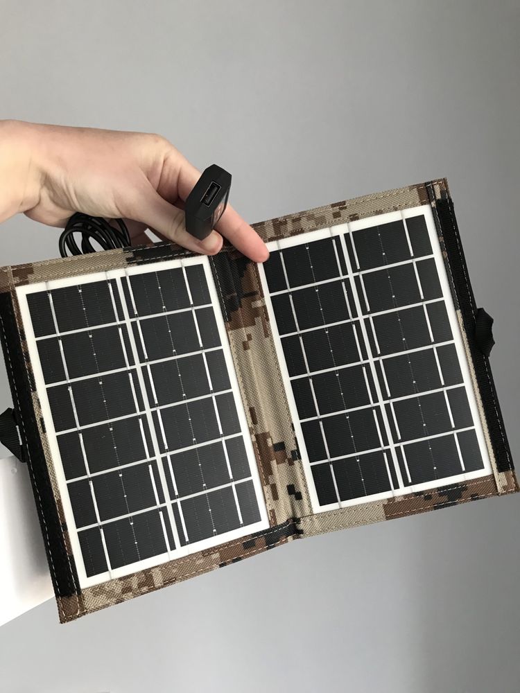 Сонячна панель SOLAR PANEL CL-670/ 29х20см у розкритому вигляді