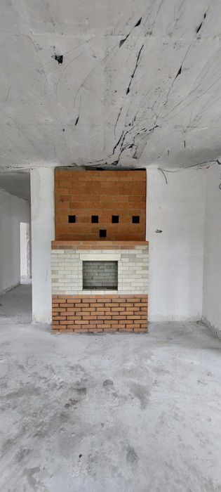 Будинок з великою ділянкою біля лісу Прорізна Буча