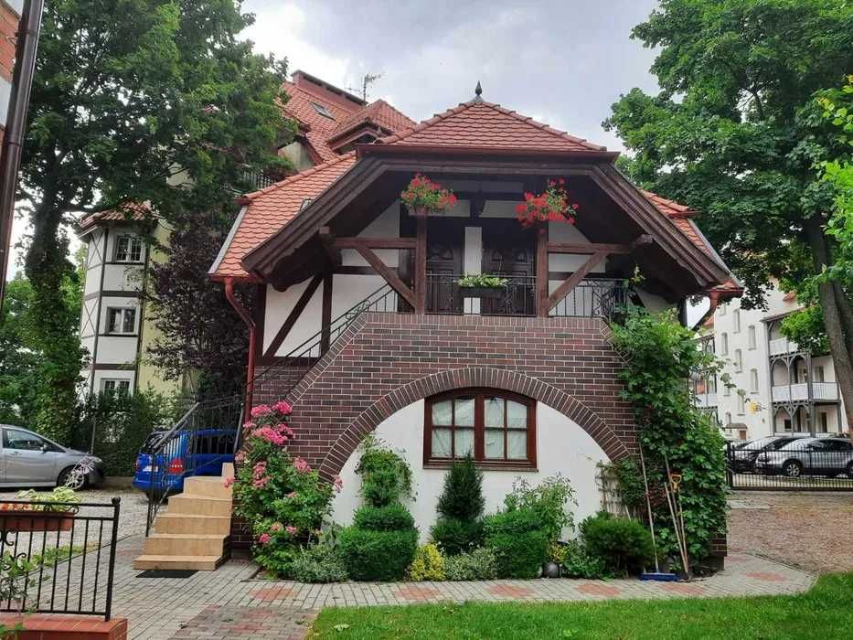 Krynica Morska: apartamenty, pokoje, blisko morza, centrum, cena za os