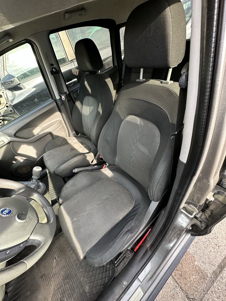 Fotele Panda 100HP Siedzenia kanapa komplet