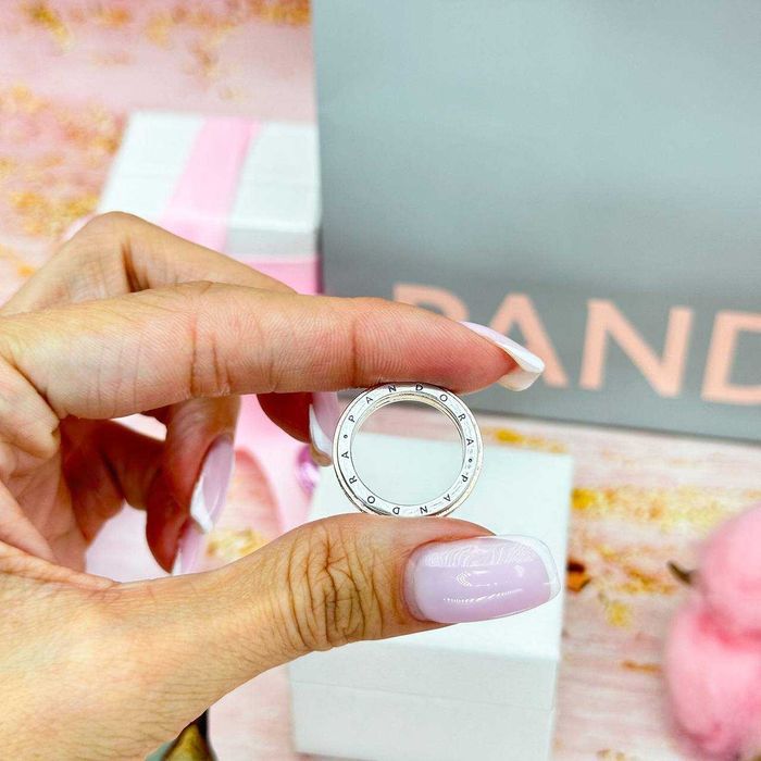 ТОП Каблучка Pandora Пандора двоколірна з паве 182773C01 ВІДГУКИ