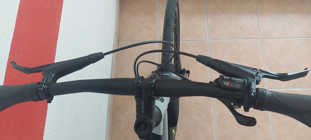 Bicicleta Trekking Tamanho L