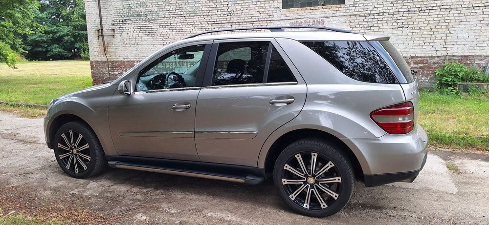 Mercedes-Benz ML Mercedes-Benz ML 320 CDI