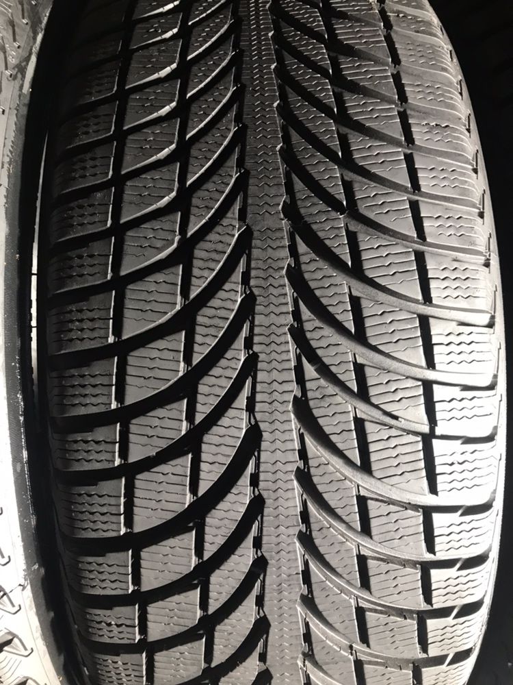 275/40/20+245/45/20 R20 Michelin Latitude Alpin LA2 4шт зима