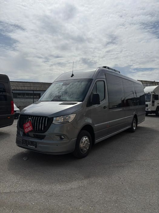 Mercedes Benz Sprinter