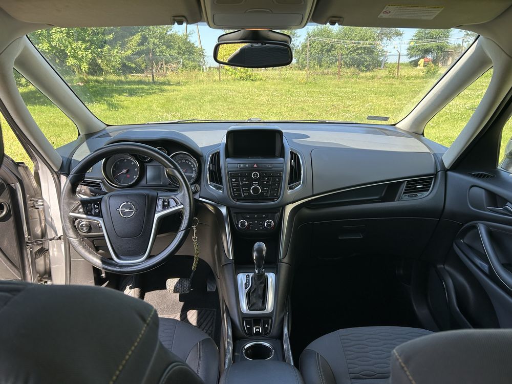 Opel Zafira Cosmo