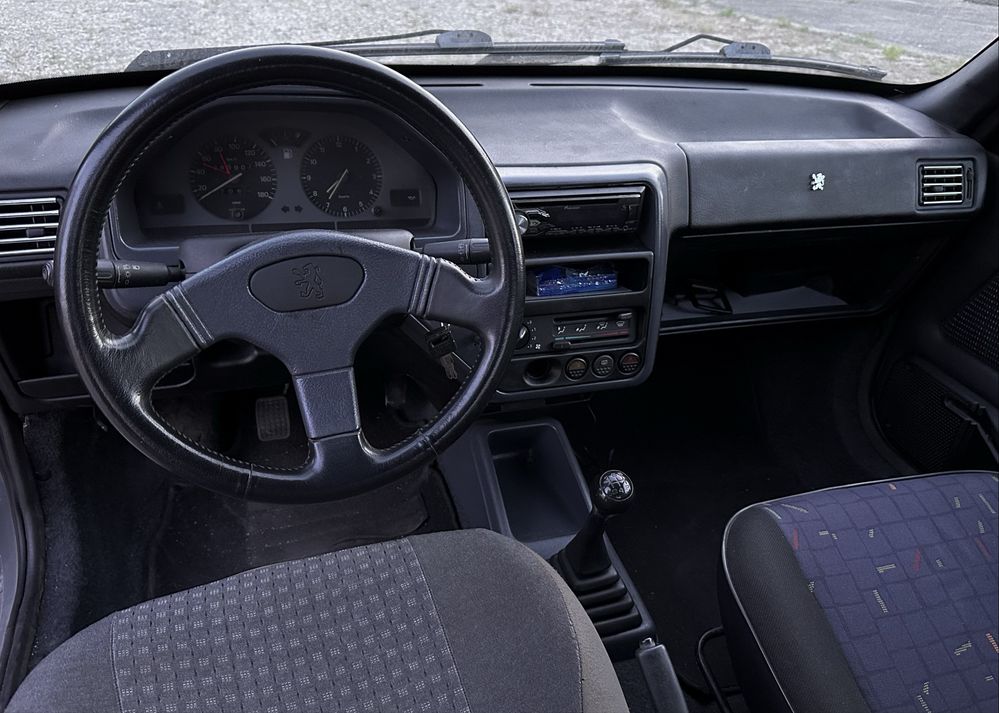 Peugeot 106 XAD 1.5 Diesel - todo pintadinho bonito e revisto