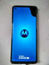 Motorola Edge z zaokrąglonym ekranem