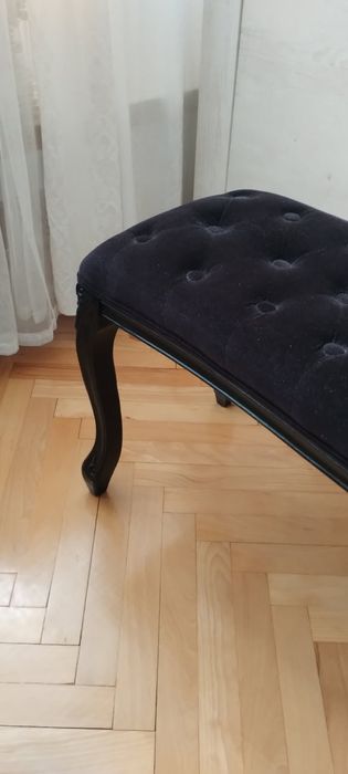 Ławeczka czarna pikowana