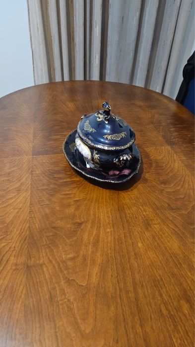 Mesa Maciça c/4 cadeiras