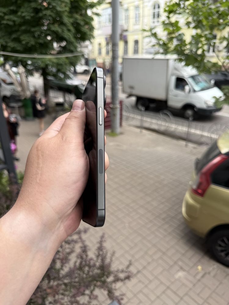 Ідеальний iPhone 15 Pro Max 256gb Black Titanium, 99% акумулятор