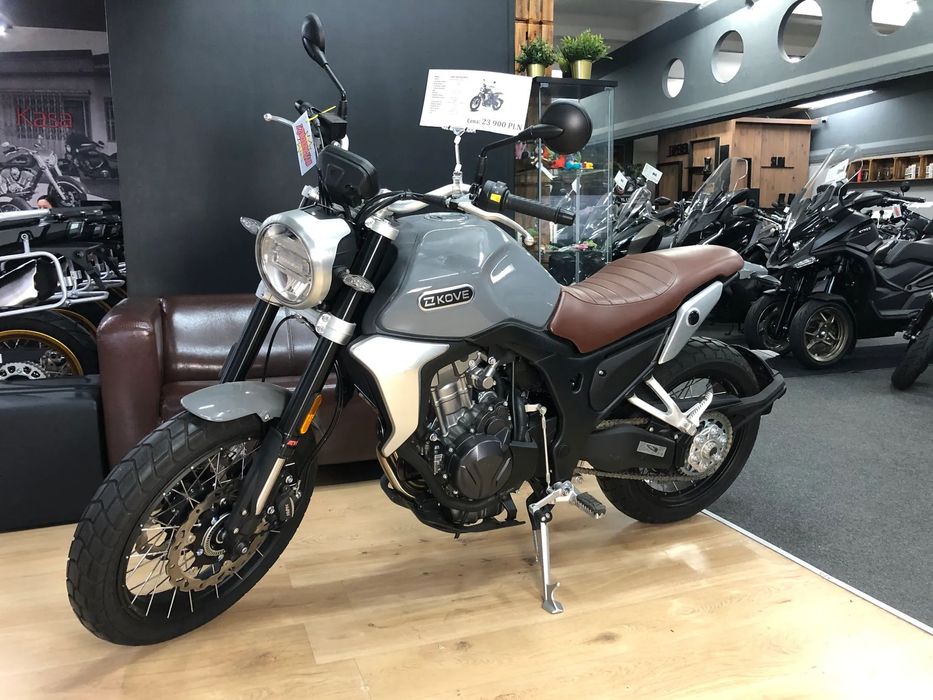 KOVE 500F Neo Scrambler Motocykl KOVE 500F 510F model ekspozycyjny nowy 30km przebieg