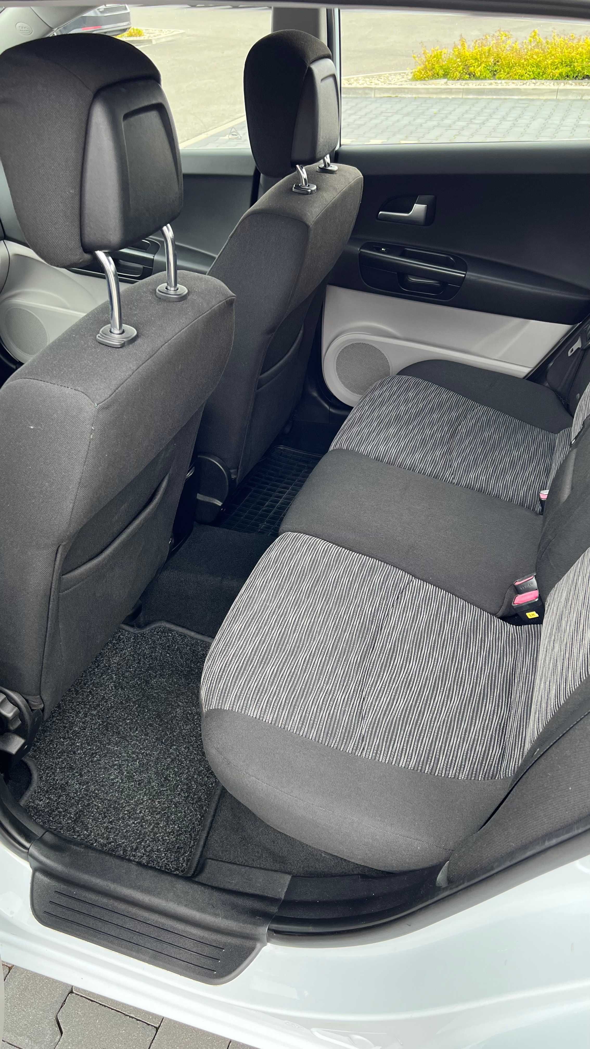 Kia Cee'd 1.6, niski przebieg, automatyczna klima, bardzo zadbany