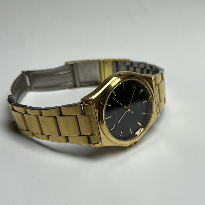 Продам часы Casio