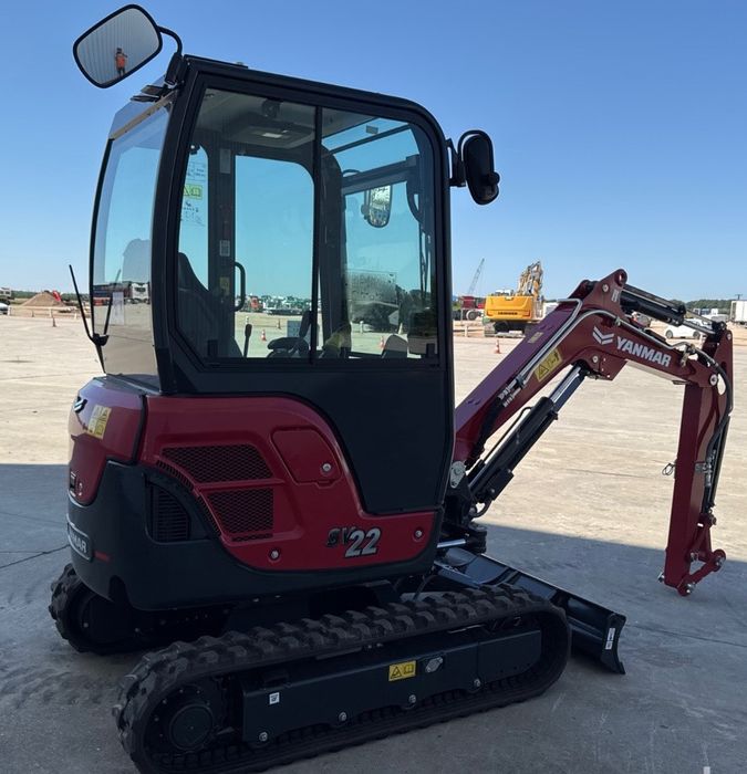 YANMAR SV22 GIRATORIA NOVA 2025
