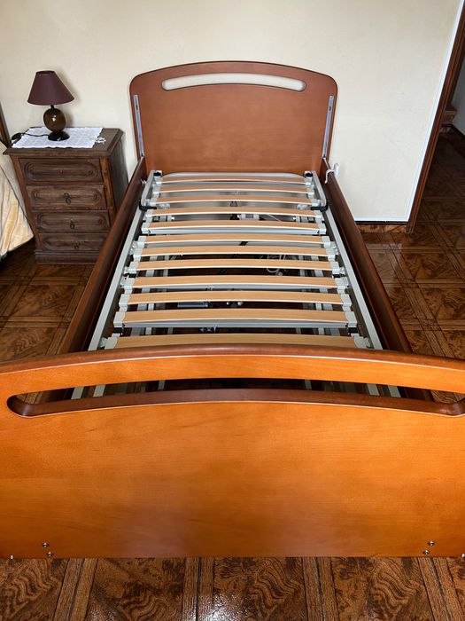 Cama ortopédica SEMI NOVA