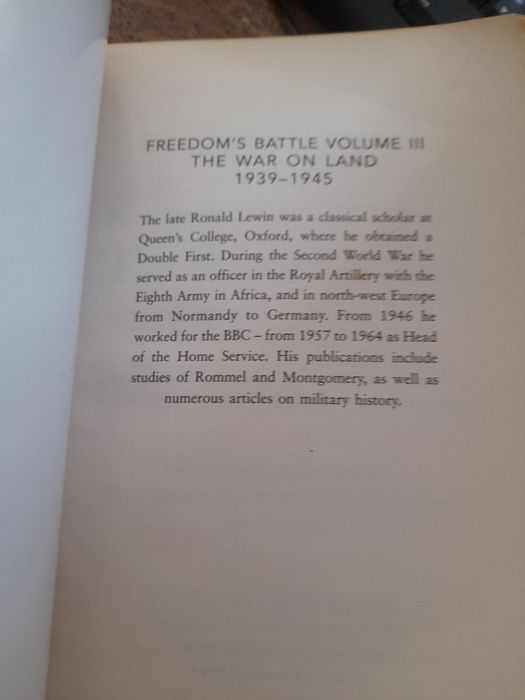 Книга "The war on land 1939-1945" Ronald Lewin