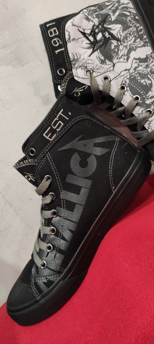 Metallica EMP Signature Collection rozmiar 39 (26 cm)