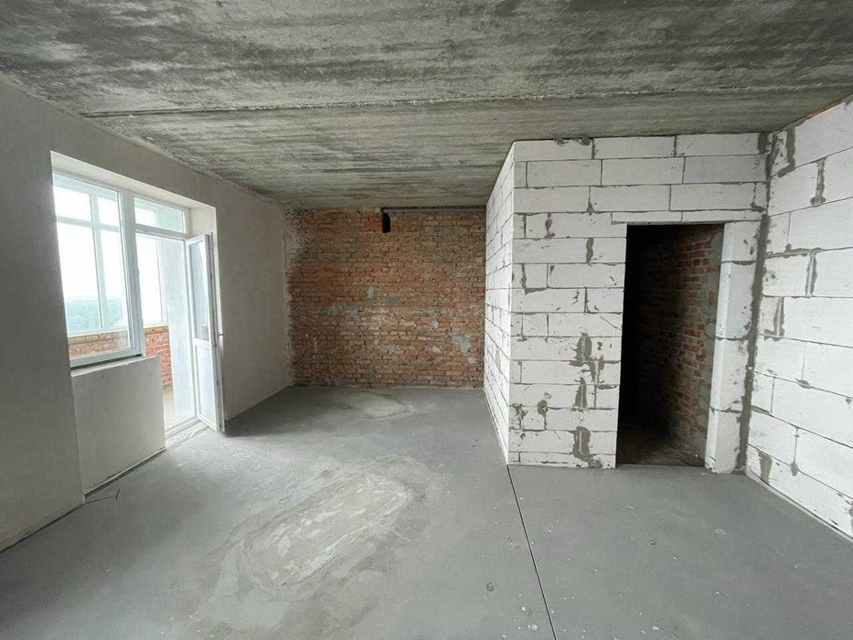 Продаж дворівневої квартири з терасою | с. Білогородка, вул.Саєнка, 11