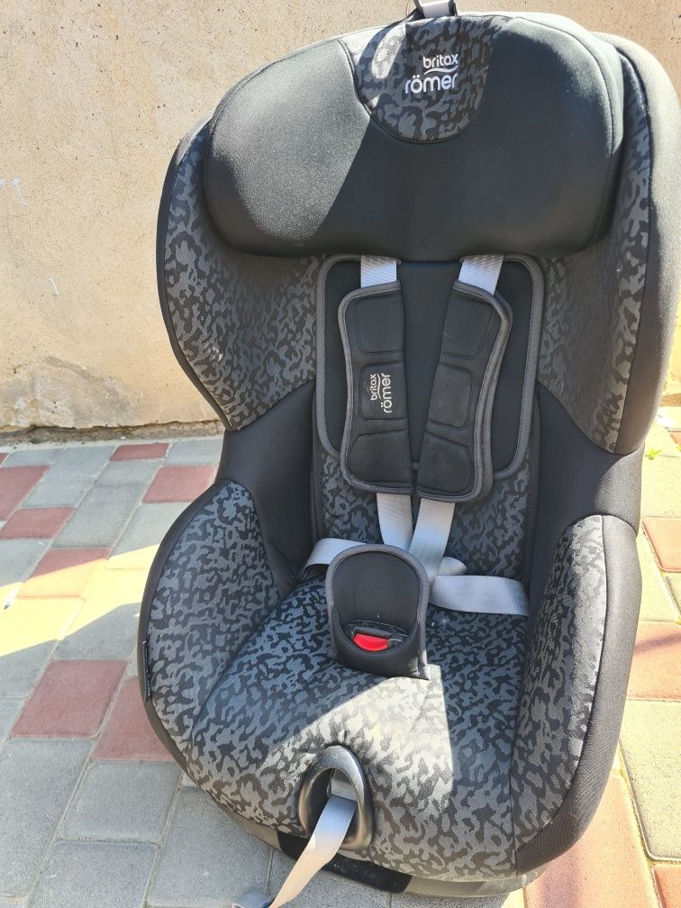 автокрісло/автокресло Britax Romer Trifix