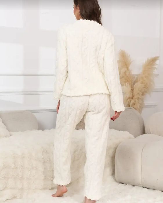 Жіночій флісовий піжамний комплект. Три моделі.