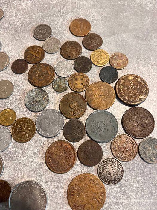 Монети світу колекція