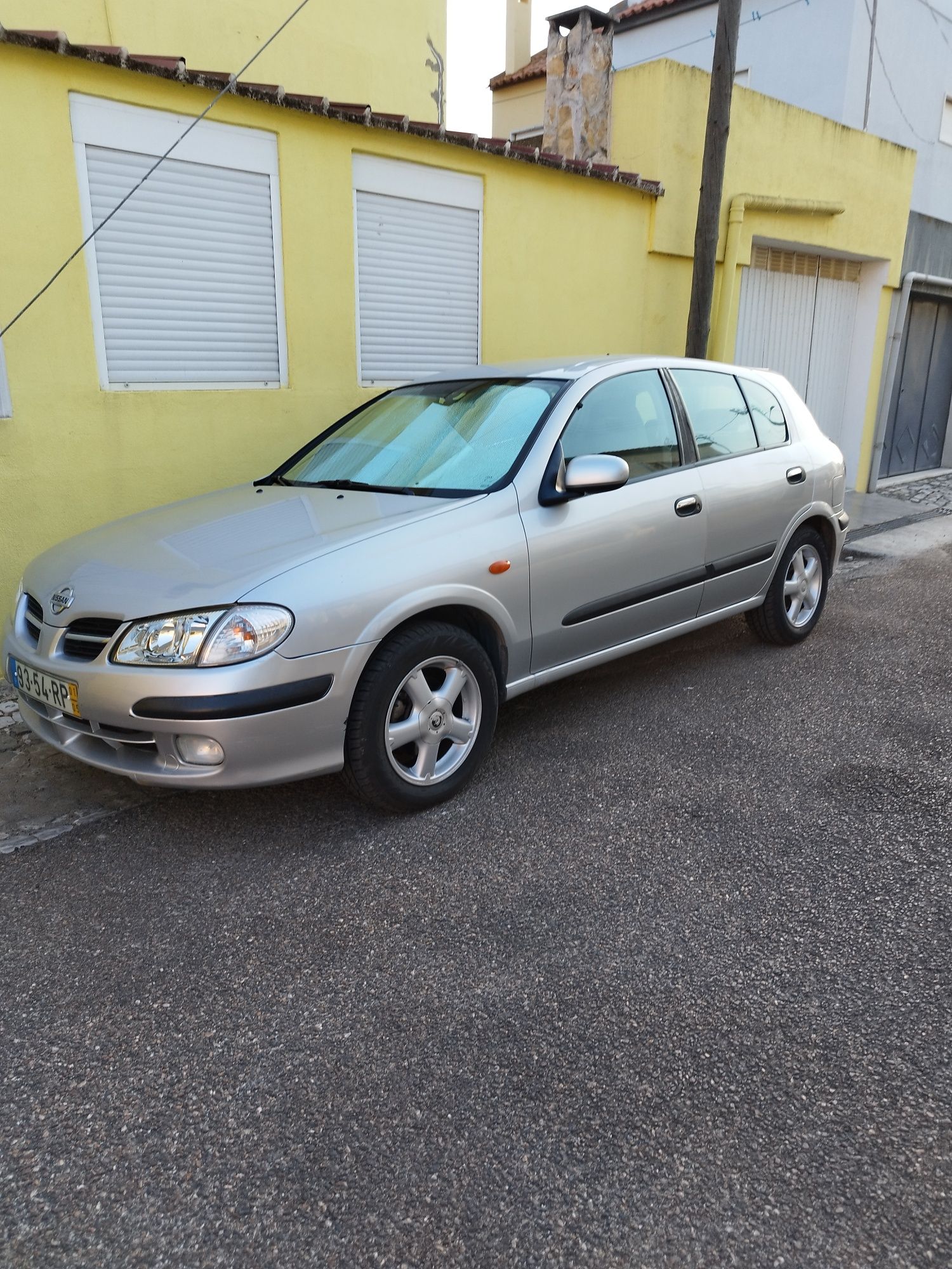 Nissan Almera 1.5 impecável