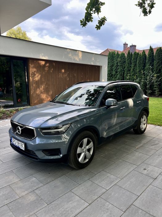 Volvo XC 40 T3 Momentum Core faktura VAT 23%
