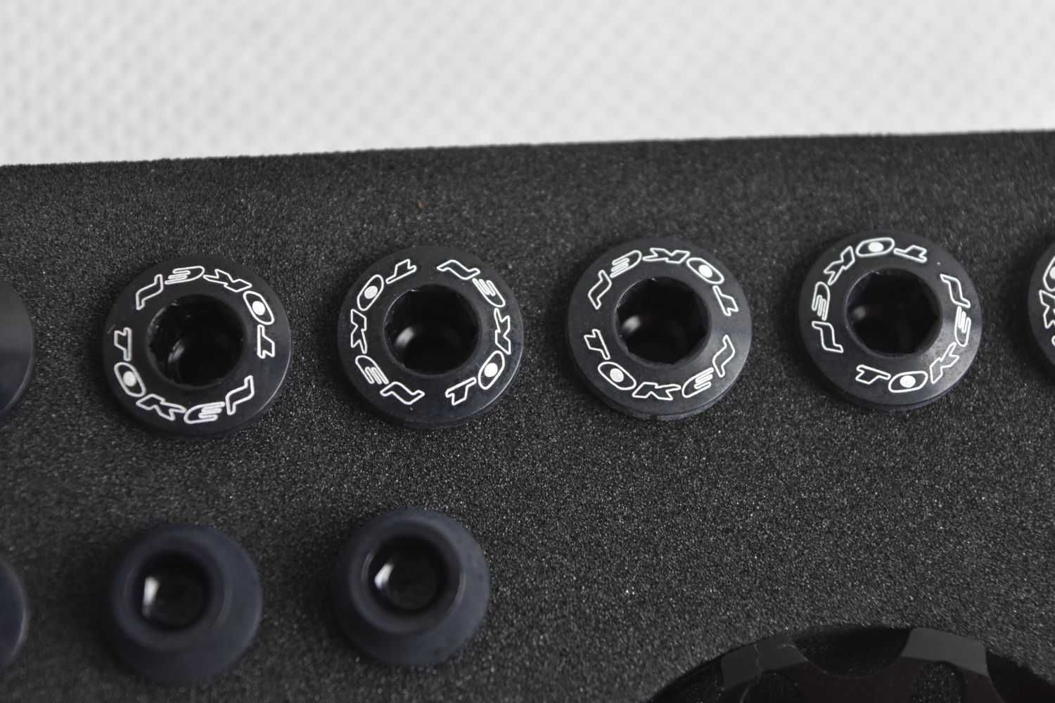 NOWY zestaw tuningowy TOKEN bling box black ! pod shimano !