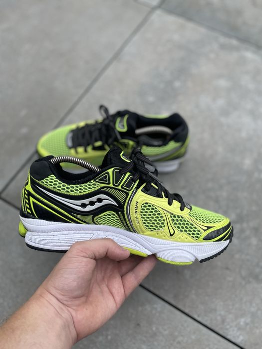 Buty do biegania Saucony Hurricane 14 buty sportowe