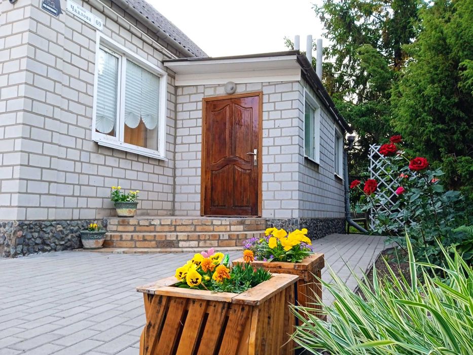 Будинок , житло, квартира,подобово.