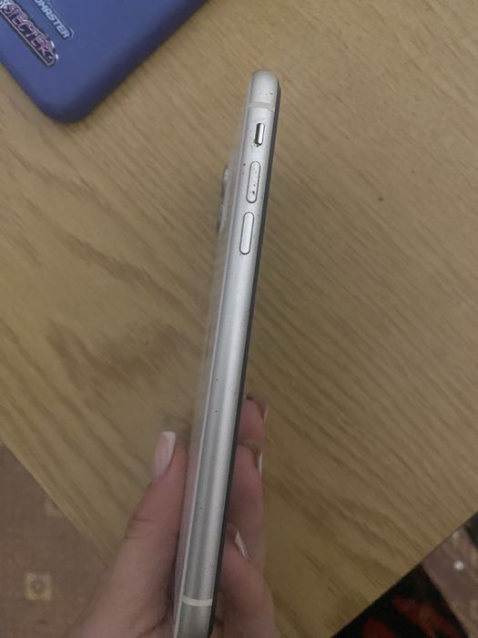 iPhone 11 отличное состояние