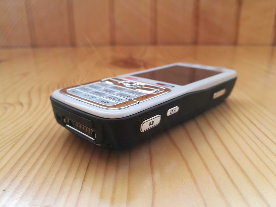 Телефон Nokia N73 (восстановленный)