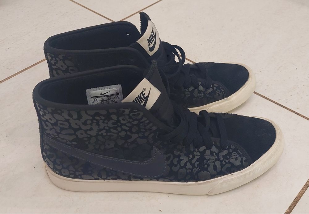 Кеди-кросівки жіночі Nike Blazer .