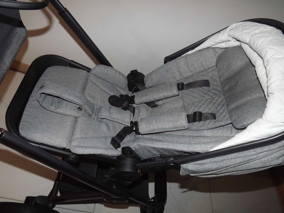 Venicci upline 3w1 Fotelik cybex dodatki Tapicerki jak nowe