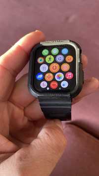 Apple watch 5 44mm + etui z paskiem firmy SPIGEN