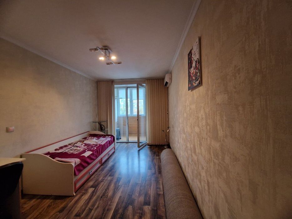 3 комнатная квартира Таирова Королева/Панорама Рынок киевский ГАЗ