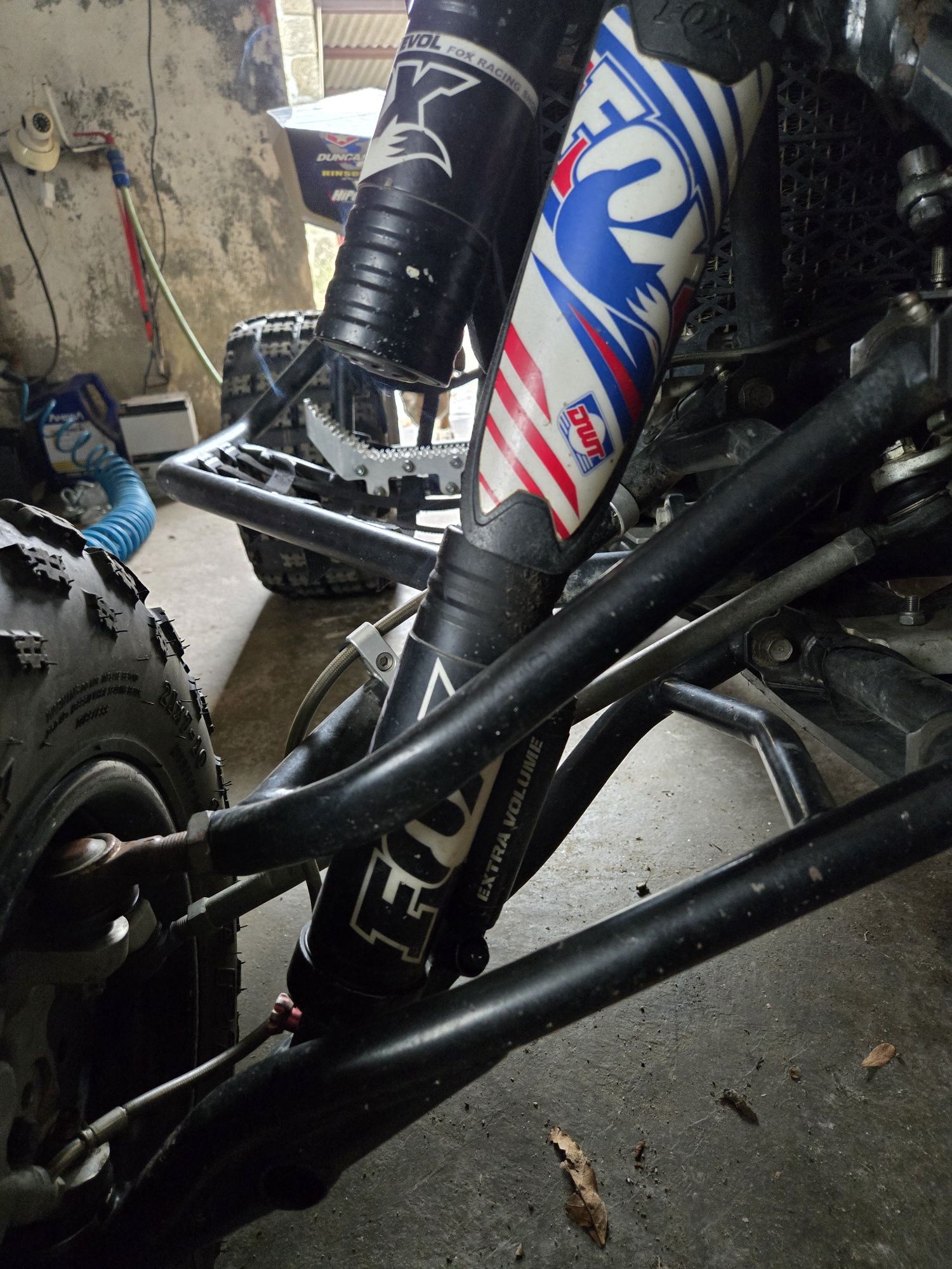 Suspensão e braços suzuki ltr 450