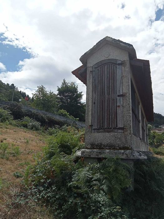 Canastro/ Espigueiro