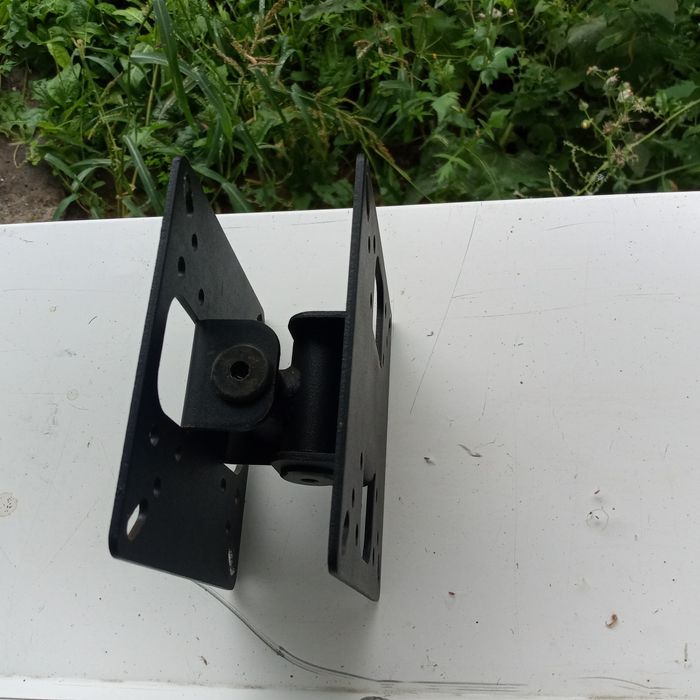 Кронштейн для телевізора, кріплення Vesa :50*50 ,75*75, 100*100 mm.